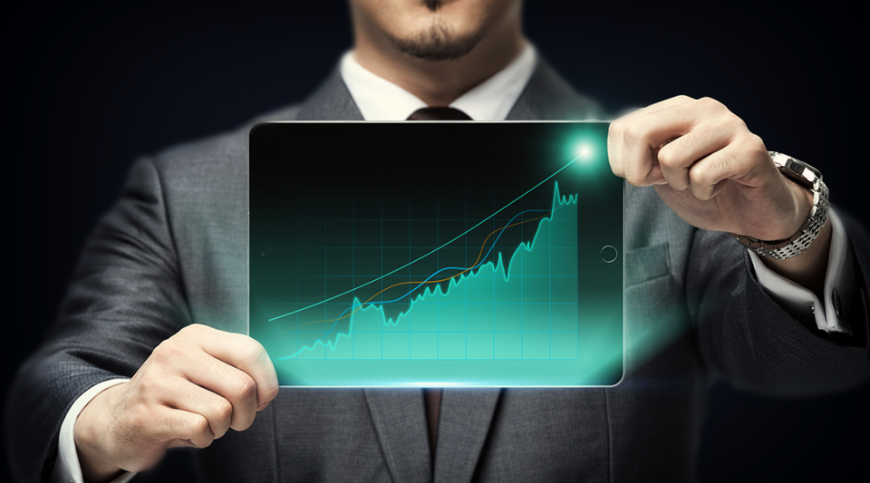 九游体育下载-赛地聚焦：德甲集结日热度飙升；上海海港临场应变；目标明确；细节决定成败(上海海港7人进球主场8比1狂胜南通)