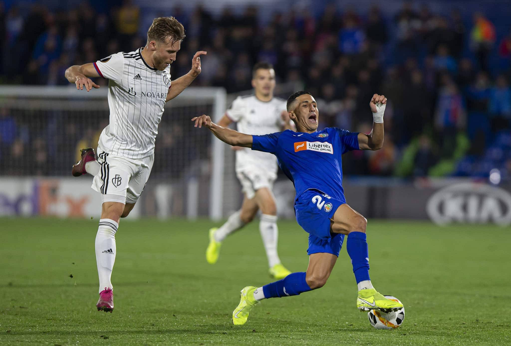 九游体育官网-卡拉维拉县的跳蛙批判了